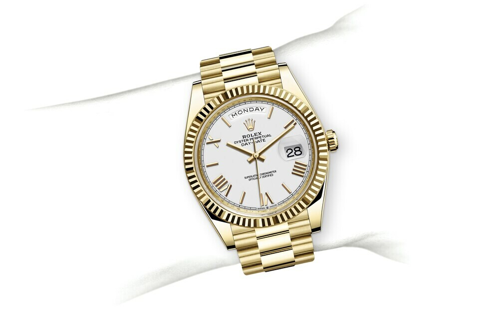 Rolex Day‑Date 40 in 18 ct yellow gold M228238-0042 at Dubail