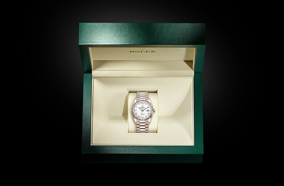 Rolex Day‑Date 36 en Or Everose 18 ct M128235-0052 chez Raynal - vue 3