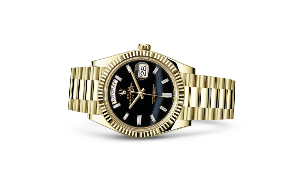 Rolex Day‑Date 40 en or jaune 18 ct M228238-0059 chez Dubail - vue 2