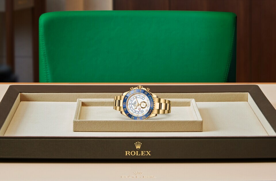 Rolex Yacht‑Master II in 18 ct yellow gold M116688-0002 at The Vault - view 4