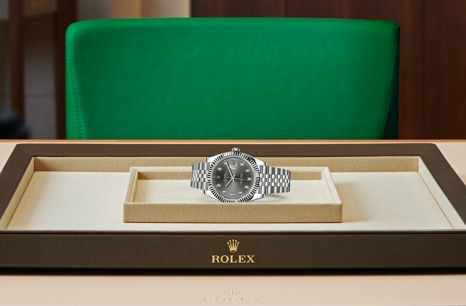 Rolex Datejust 41 in White Rolesor - combination of Oystersteel and white gold M126334-0006 at Dubail - view 4