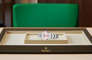 Rolex Oyster Perpetual 31 in Oystersteel M277200-0004 at Dubail - view 4