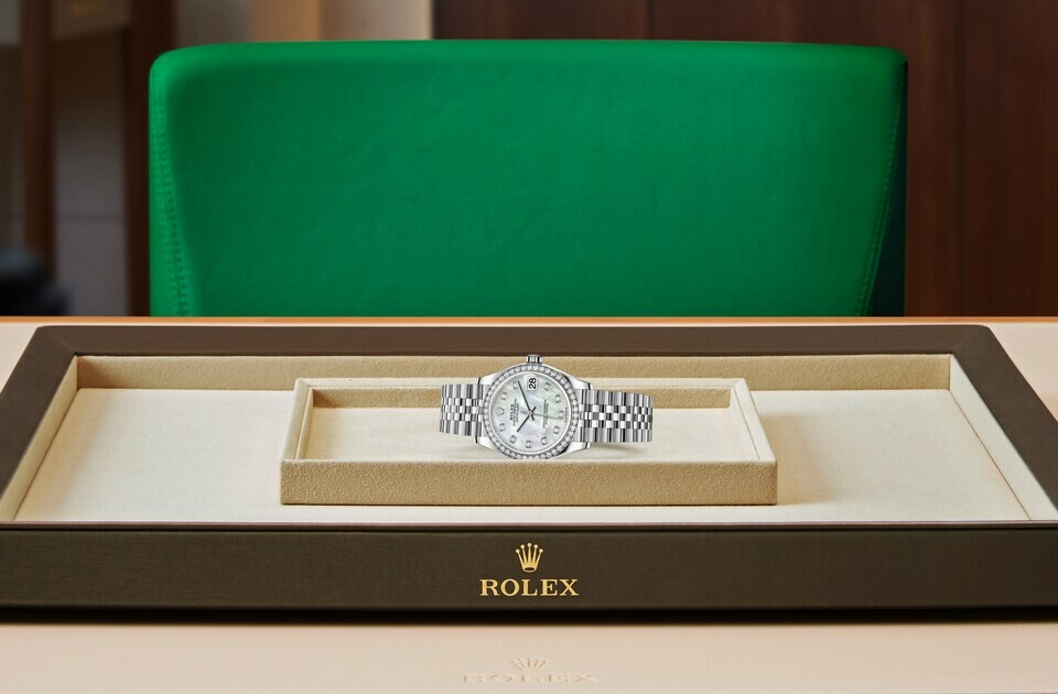 Rolex Datejust 31 in White Rolesor - combination of Oystersteel and white gold M278384RBR-0008 at ACRE - view 4