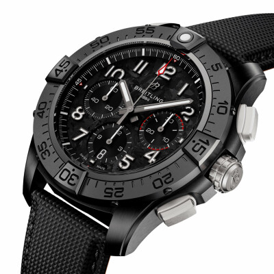 Montre Breitling Avenger B01 Chronograph 44 Night Mission