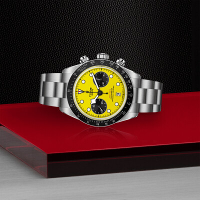 Montre TUDOR Black Bay Chrono 39 boîtier en acier, 39 mm, cadran jaune