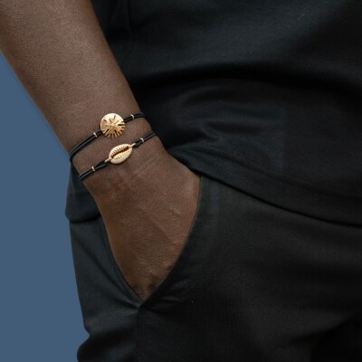 Bracelet Cauris sur cordon en or rose et diamants