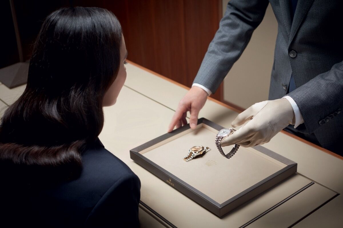 Contact Al-Ekliel Mohammed Mubarak Ali & Sons - Rolex watches official retailer