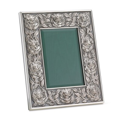Buccellati – Sterling Silver Rose-Decorated Frame (Large Model)