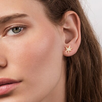 Ole Lynggaard Copenhagen – Small Funky Stars Earrings in 18k Yellow Gold with Diamonds