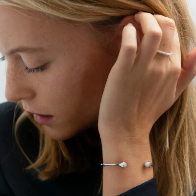 Ole Lynggaard Copenhagen – Nature Bangle in Satin-Finished 18k White Gold with Pavé Diamonds