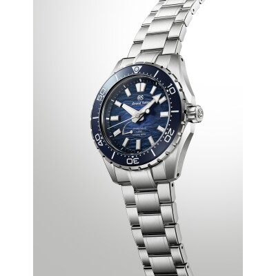 Grand Seiko Evolution 9 Spring Drive Diver 72h Uhr 40,8 mm Titan Blaues Zifferblatt