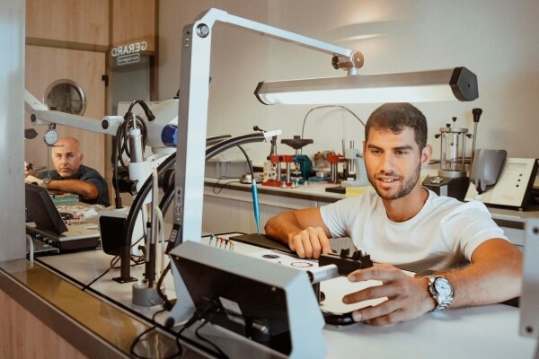 Nos services Atelier Gérard Horlogerie Saint Denis