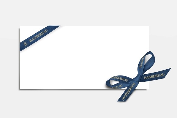 Carte cadeau de la Maison BASSEREAU, idéale pour offrir un choix précieux parmi nos collections de bijoux et montres d'exception.