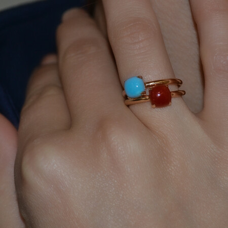 Bague or rose et corail serti 4 griffes