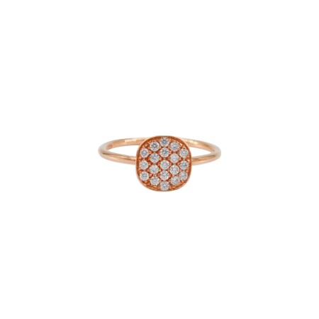 Bague en or rose motif carré pavage diamants