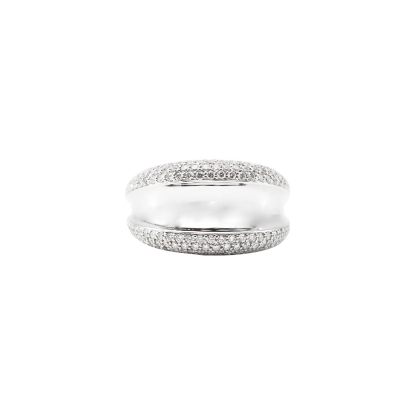 Bague en or blanc et pavage diamants