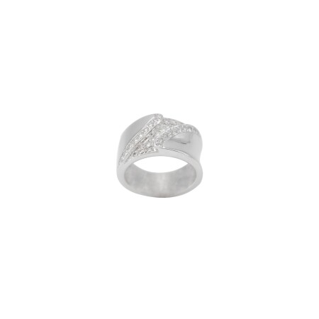 Bague en or blanc et pavage diamants