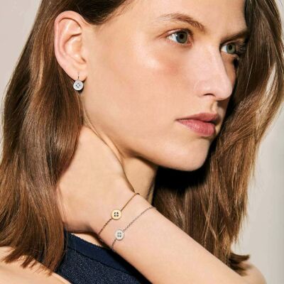 Bracelet Arthus Bertrand Royale motif 9 mm diamant H-SI 0,10 ct sur chaîne or blanc