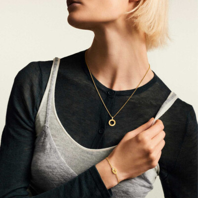 Bracelet Arthus Bertrand Ruban en or jaune polie et diamants