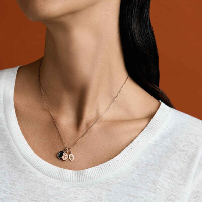 Médaille Arthus Bertrand croix  en or jaune et laque rose