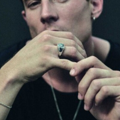 Chevalière Claverin Boyfriend en argent et nacre