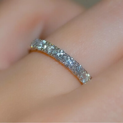 Alliance Infini en or blanc et diamants