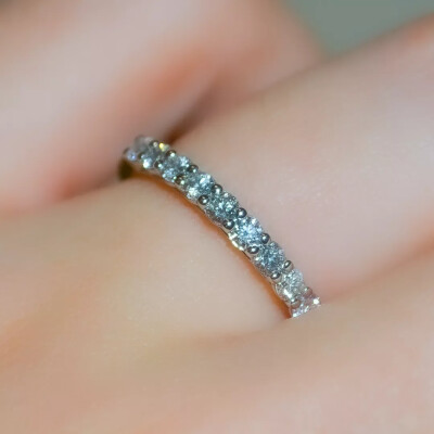 Alliance Infini en or blanc et diamants