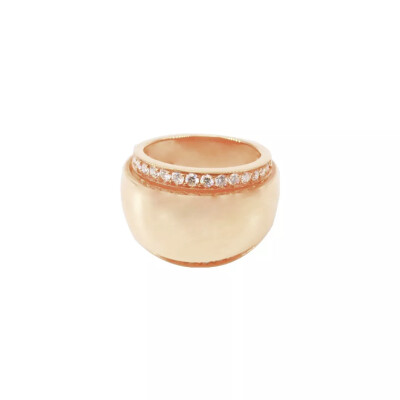Bague en or rose deux demi-tours pavage diamants