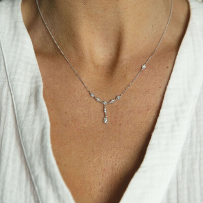 Collier Luna B en or blanc et diamants