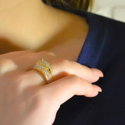 Bague en or jaune pavage diamants
