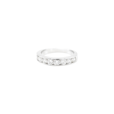 Alliance or blanc demi-tour diamants taille princesse sertis rail
