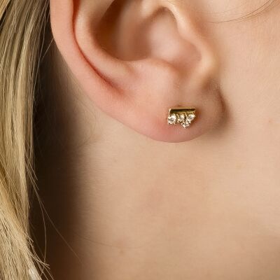 Boucles d'oreilles en or jaune et diamants