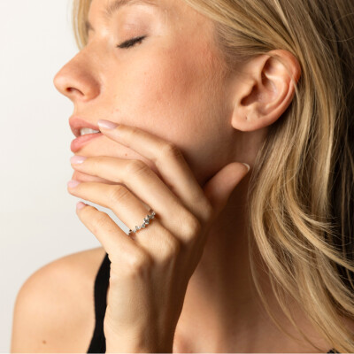 Bague Infini en or blanc et diamants