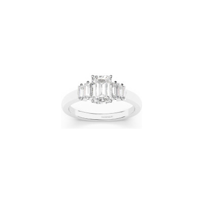 Bague Art déco en or blanc et diamants