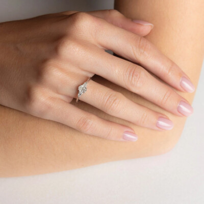 Bague Infini en or blanc et diamants