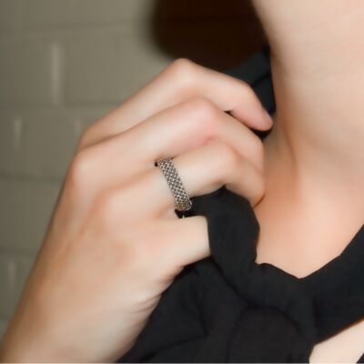 Bague maille en or blanc