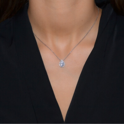 Collier en or blanc et diamants