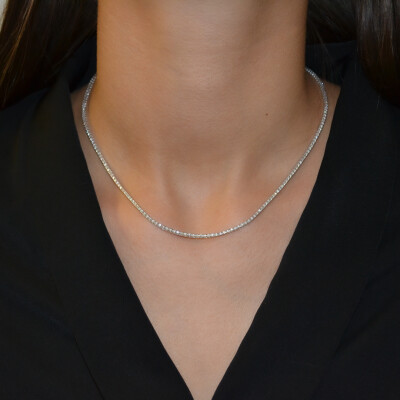 Collier Infini en or blanc rivière de diamants