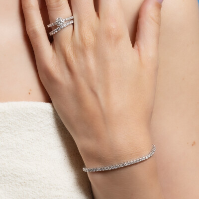 Bracelet Infini en or blanc et diamants