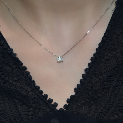 Collier Infini en or blanc et diamant certifié