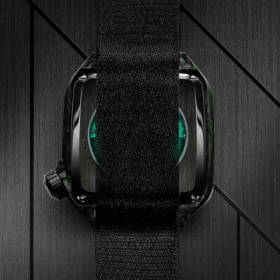 Montre March LA.B Automatique 39 MM - Mars 2026 - Carbone - Jacquard Tissé en France Julien Faure Noir et Vert