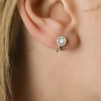 Boucles d'oreilles 1897 en or jaune, diamants et entourage diamants