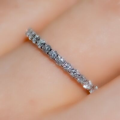 Alliance Infini en or blanc et diamants