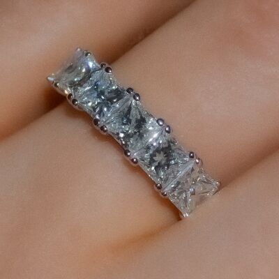 Bague Art Déco en or blanc et diamants