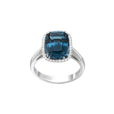 Bague en or blanc, topaze Blue London et diamants