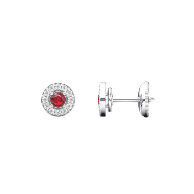 Boucles d'oreilles 1897 en or blanc, rubis et entourage diamants