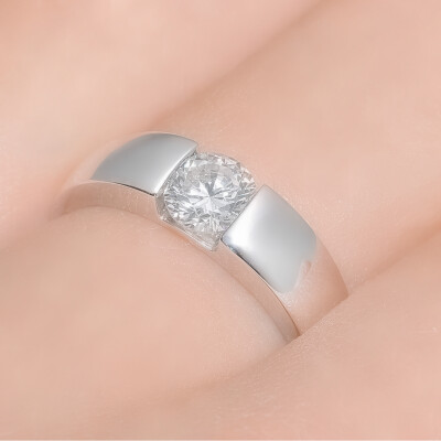 Bague SoHo en or blanc et diamant certifié