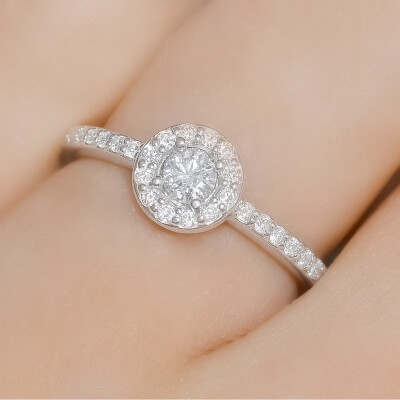 Bague 1897 en or blanc et diamants