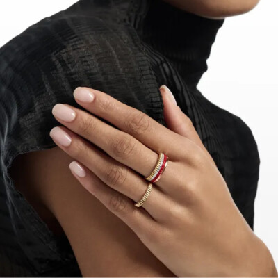 Bague Boucheron Quatre Red Edition Small en or jaune, blanc et rose, diamants et céramique