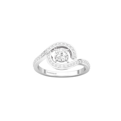 Bague 1897 en or blanc, diamant certifié et entourage diamants